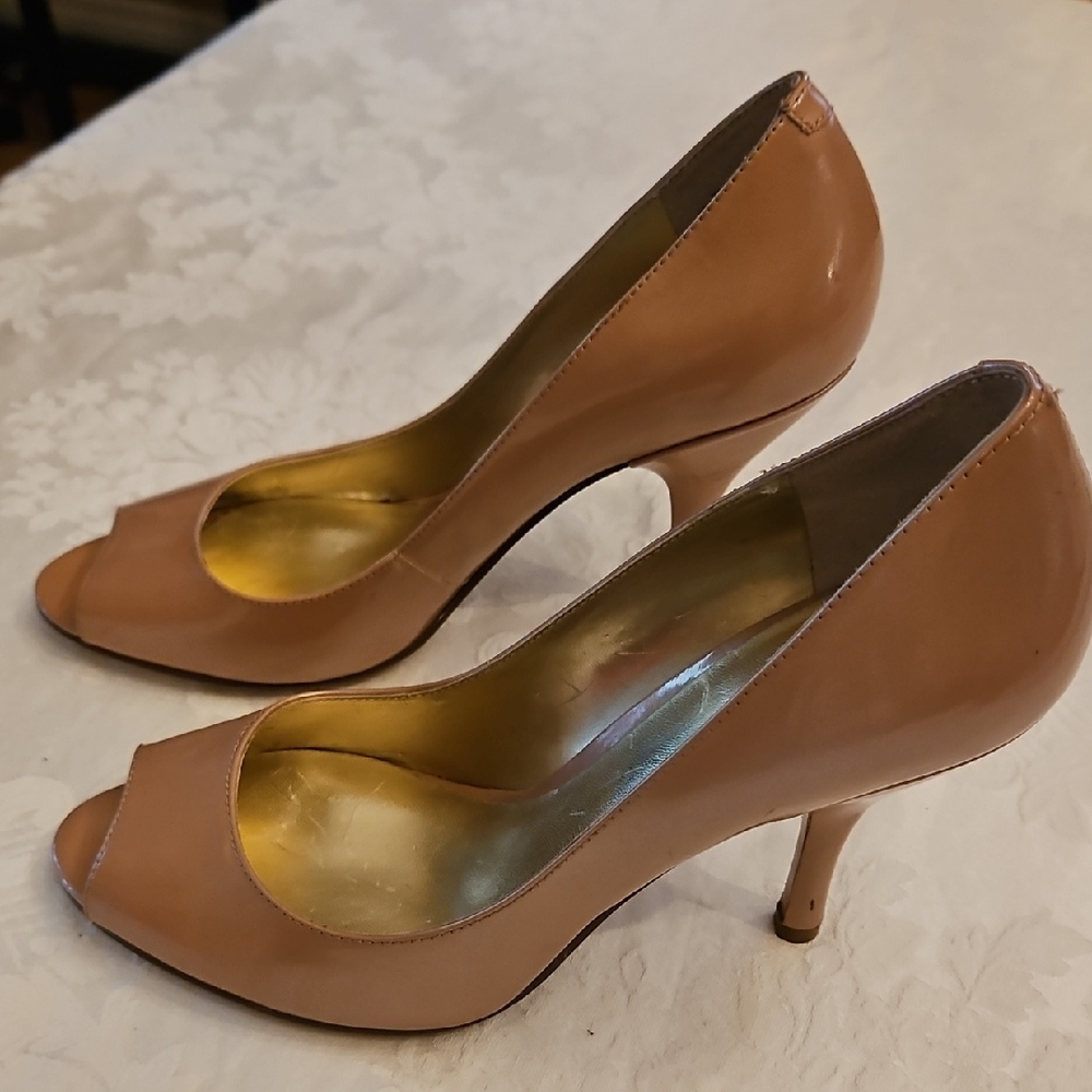 Nine West Open Toe 4" Heel Pumps.  Nude With A Sheen.  Womens 8